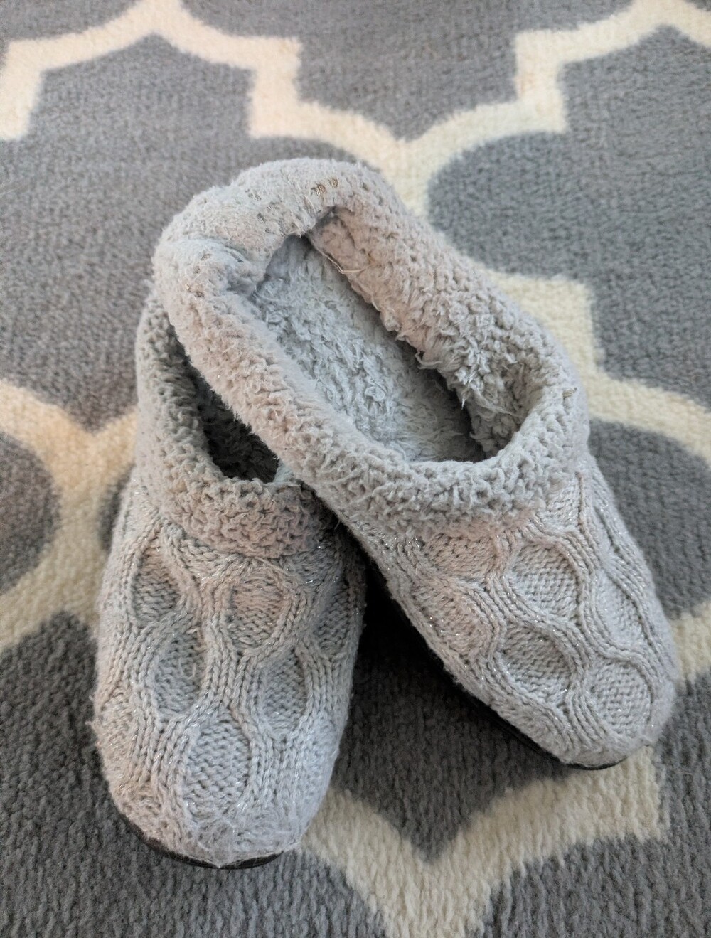 Cable Knit Dearfoam Slippers